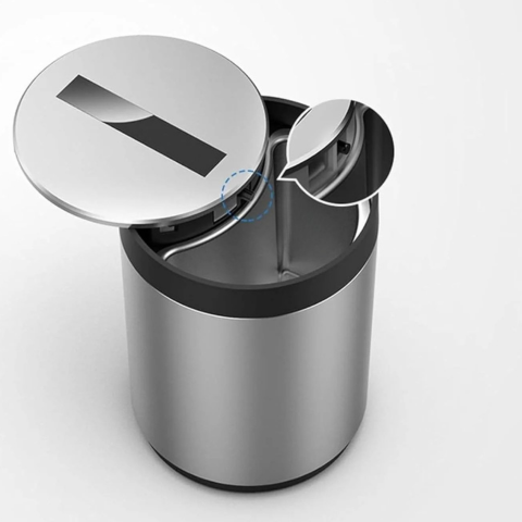 Draagbare Asbak Voor Auto — Compact En Praktisch