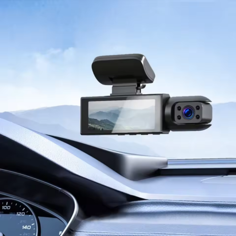 Dashcam Multifunzionale – Sorveglianza Completa per la Tua Auto