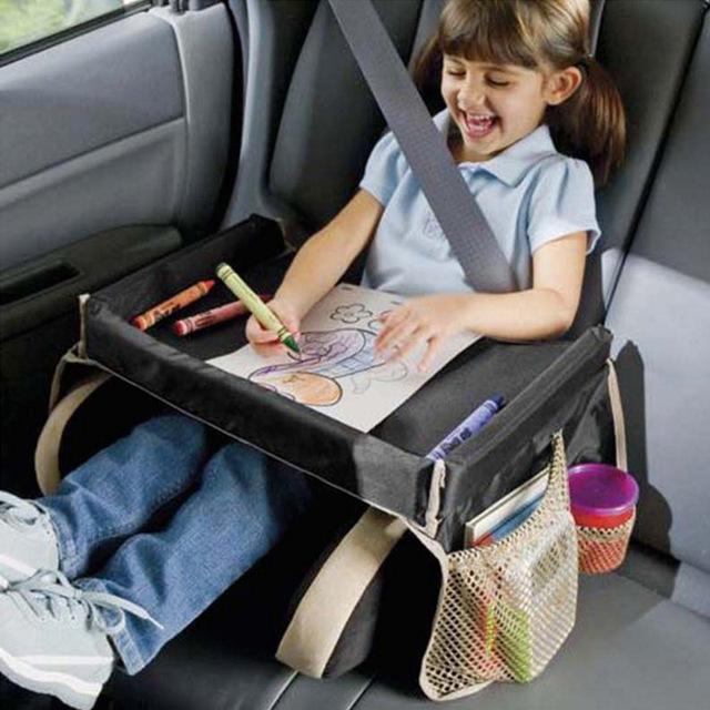 Reiseplatte für Kinder — Praktisch und Spaßig im Auto 