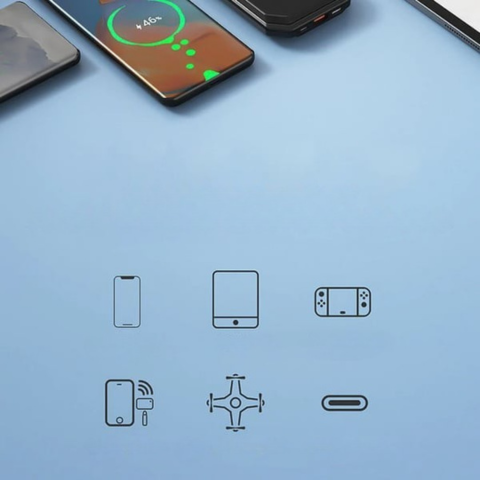 Caricatore Auto Veloce – Compatibilità iPhone e USB-C 