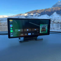 Auton multimediajärjestelmä - HD-näyttö ja langaton CarPlay-peli